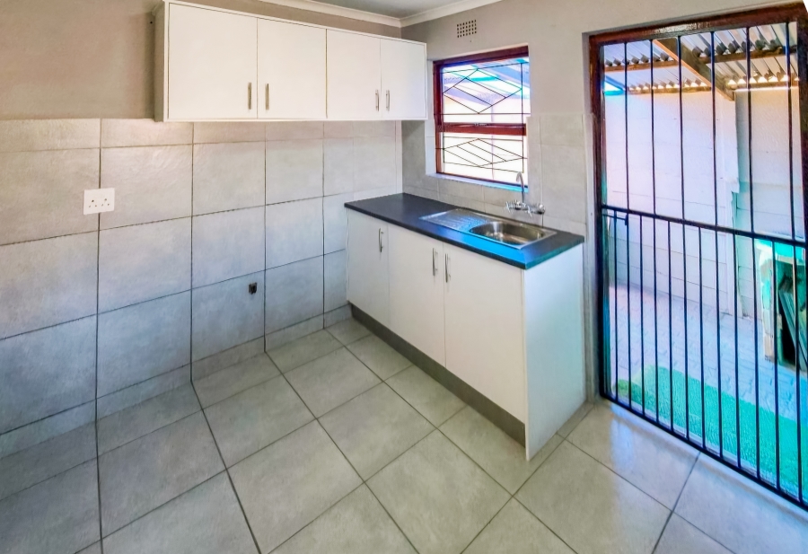 3 Bedroom Property for Sale in Belhar Western Cape